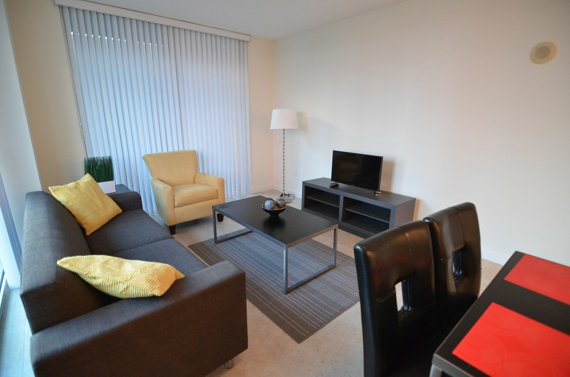 Riviera Luxury Living At River Oaks Marina And Tower Miami Exteriör bild