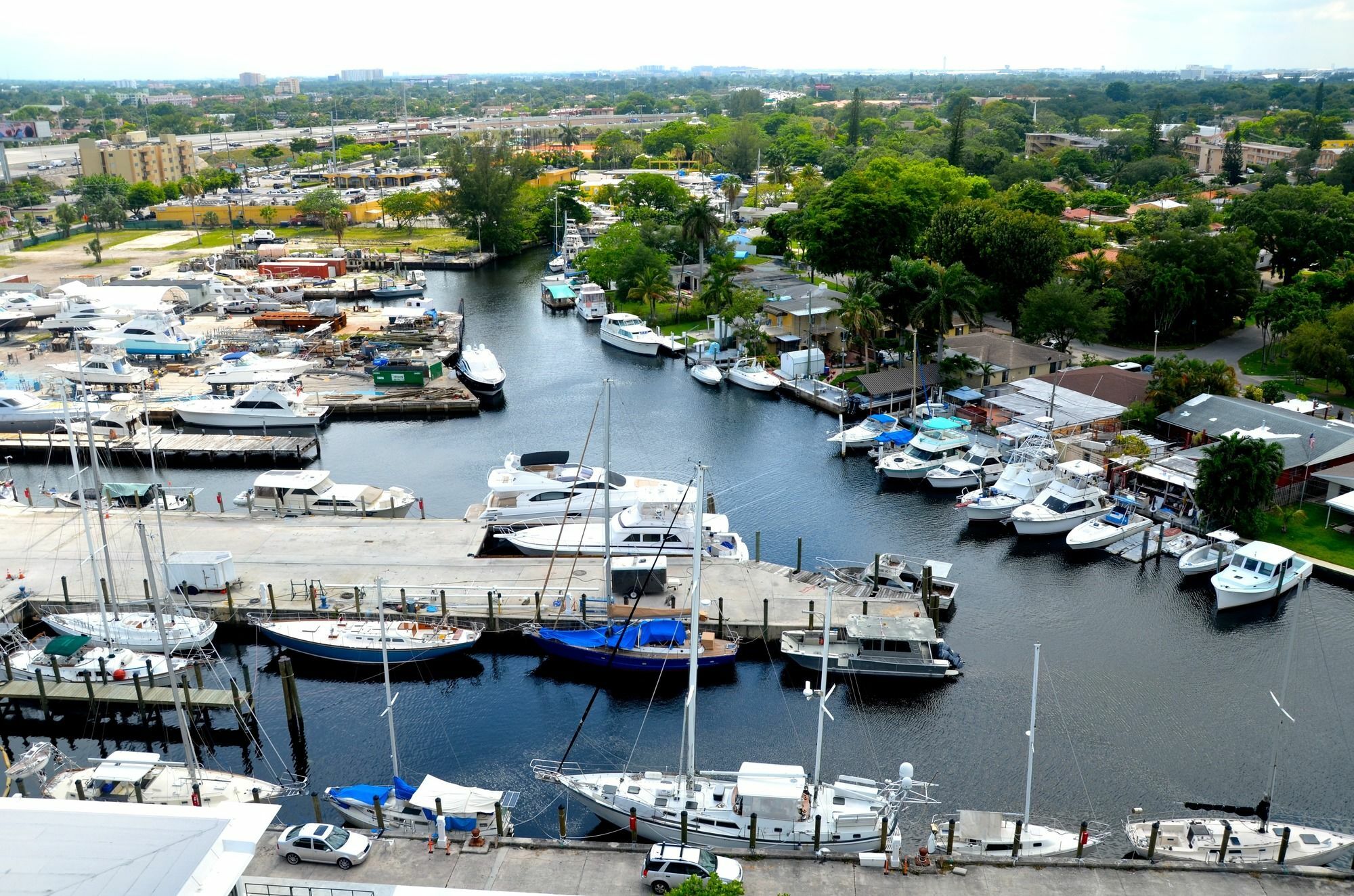Riviera Luxury Living At River Oaks Marina And Tower Miami Exteriör bild